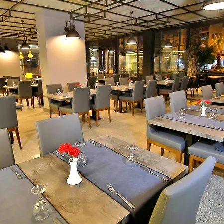 Ramira Joy 알란야