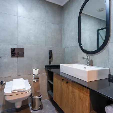 Ramira Joy 알란야