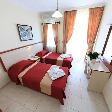 Ξενοδοχείο Ramira Joy 4*